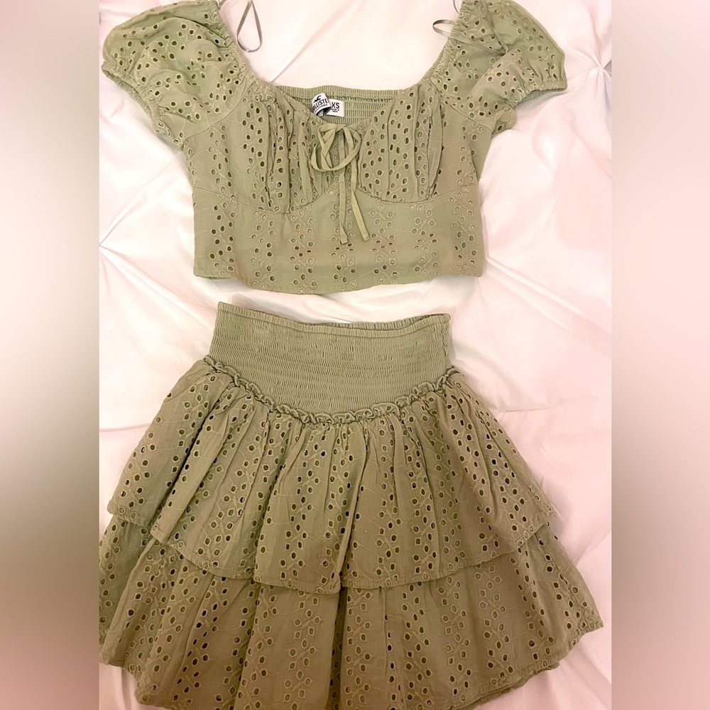 hollister going out outfit matching set